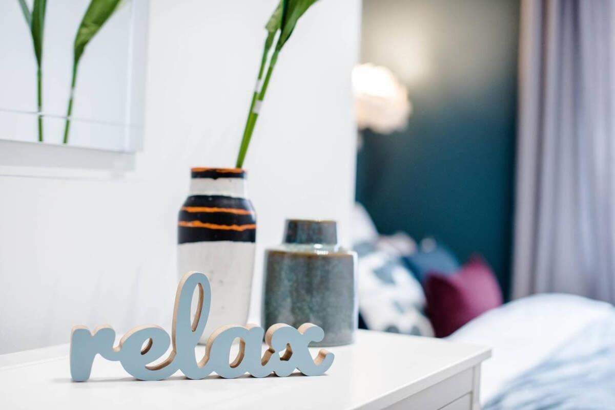 5 Bedrooms With Ac In Center Apartamento