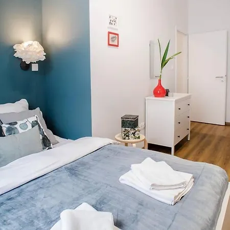 5 Bedrooms Apartment With Ac In Center Budapest Exterior photo